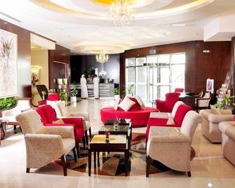 Ewan Ajman Suites Hotel - Ajman - Lobby