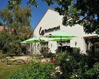 Campanile Bourg en Bresse - Viriat - Viriat - Building