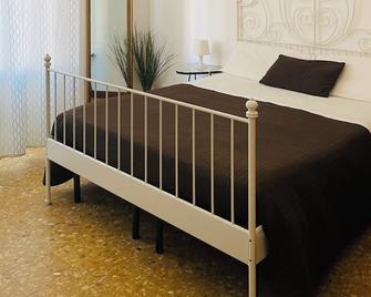 Novella Italy - Florencia - Habitación