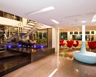 Hotel Hi - Xinmin - Chiayi City - Lobby