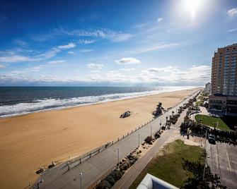Hampton Inn Virginia Beach-Oceanfront North - Virginia Beach - Playa