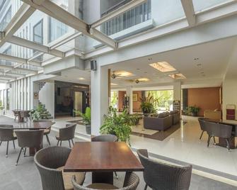 Umalas Hotel And Residence - North Kuta - Restaurante