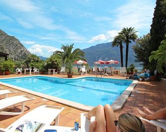 Europa - Limone sul Garda - Bazén
