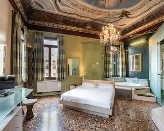 Sogno di Giulietta e Romeo - Venedig - Sovrum