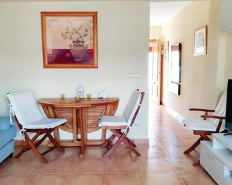 Beautiful apartment in Cullera with kitchen - Cullera - Comedor
