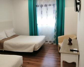 Hotel Domus - Coimbra - Quarto