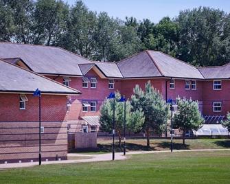 Brinsbury Campus - Chichester College - Pulborough - Edificio