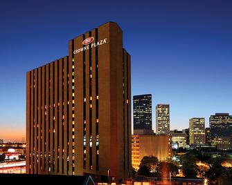 Crowne Plaza Houston Med Ctr-Galleria Area - Houston - Building