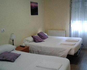 Hostal Ancla Dorada - Vigo - Habitación