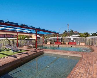 Cluden Park Motor Inn - Townsville - Piscina
