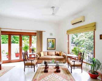 Thikana - New Delhi - Living room