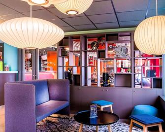 Ibis Styles Lyon Confluence - Lyon - Lounge