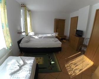 Osrodek Wypoczynkowy Merkury - Mrzeżyno - Schlafzimmer