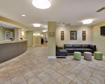 Candlewood Suites Dallas Market Cntr-Love Field - Dallas - Lobby