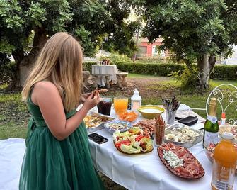 Villa Grande For Families By Hlclub Agency - Canyelles
