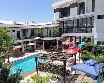 Hotel Las Brisas - Puntarenas - Piscina