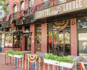 Historic Capitol Hill - Steps to Capitol and Museums - New to VRBO! - Washington DC - Bâtiment