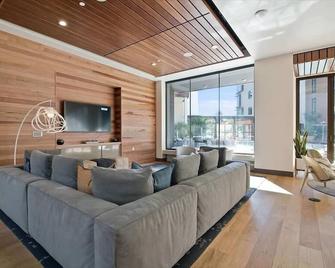 Modern 1br | Full Kitchen | Downtown Mountain View - Mountain View - Living room