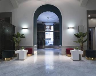 Petit Palace Santa Cruz - Seville - Lobby