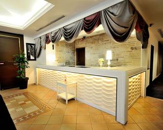 Grand Park Hotel Panex Tokyo - Tokyo - Front desk