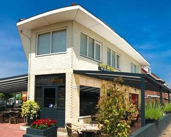 B&B Hotel Lichtstad - Eindhoven - Gebouw