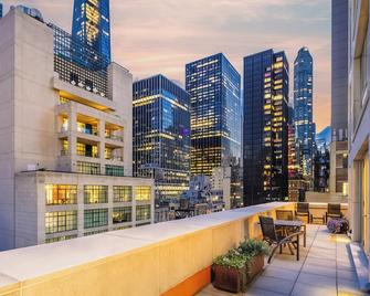 Chambers powered by Sonder - New York - Balcony