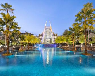 Novotel Palembang - Hotel & Residence - Kota Palembang - Kolam