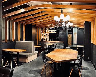 Namba Guesthouse Hive - Osaka - Restaurant