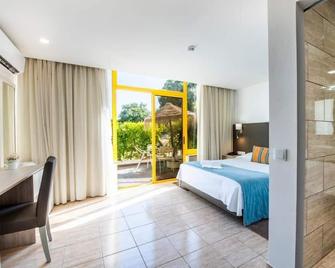Hotel Pinhal do Sol - Quarteira - Ložnice