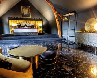 authentic by balladins - Domaine Malar - Guillerval - Camera da letto