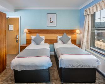 Mehfil Hotel - Southall - Bedroom