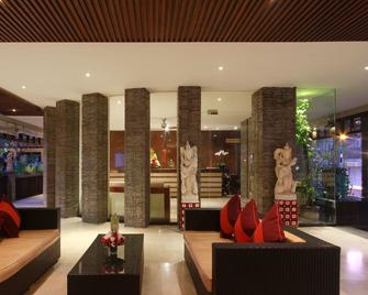 The Lokha Legian Resort & Spa - Kuta - Lobby