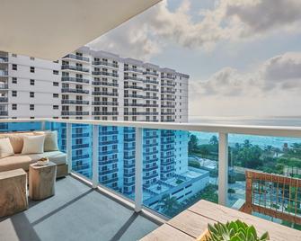 1 Hotel South Beach - Miami Beach - Balcony