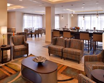 Holiday Inn Express & Suites Loma Linda- San Bernardino S - Loma Linda - Lounge
