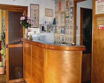 Sao Roque - Portimão - Front desk