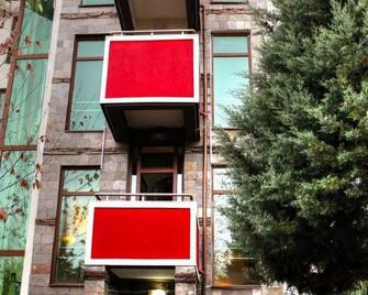 Meatsa Hotel - Kardzhali - Clădire