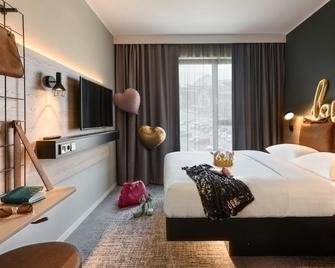 Moxy Dresden Neustadt - Dresden - Schlafzimmer