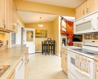 Last Frontier Rental Family #D - Anchorage - Kitchen