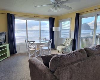 Sea Sprite at Haystack Rock - Cannon Beach - Wohnzimmer