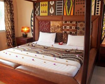 Bamboo Garden Hotel - Serrekunda - Slaapkamer