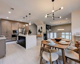 Luxury High End Downtown Living - Memphis - Spisestue