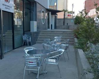 Hotel Montmeló - Montmeló - Patio
