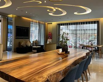 Forward Hotel Taipei - Taipei City - Lobby