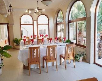 Ferrari - Tirana - Restaurante
