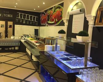 Royal Grand Hotel - Monrovia - Restaurant