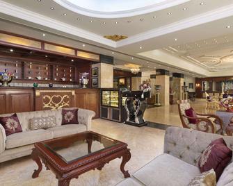 Ramada by Wyndham Amritsar - Amritsar - Lobby
