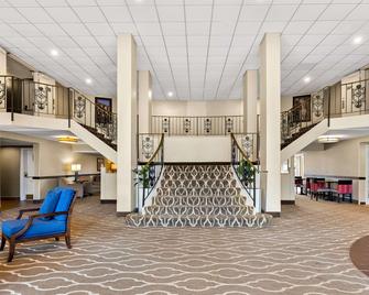 Comfort Inn St. Louis - Westport Event Center - St. Louis - Lobby