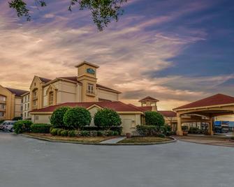 La Quinta Inn & Suites by Wyndham Myrtle Beach Broadway Area - Myrtle Beach - Building