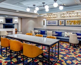 Residence Inn by Marriott Boston Woburn - Woburn - Lobby