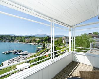 Seehotel Hubertushof - Velden am Wörthersee - Balcony